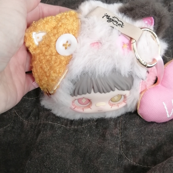 Brand New - Maymei "Memories" Once Forgotten Corners Plush Keychain & Card - Picture 3 of 7
